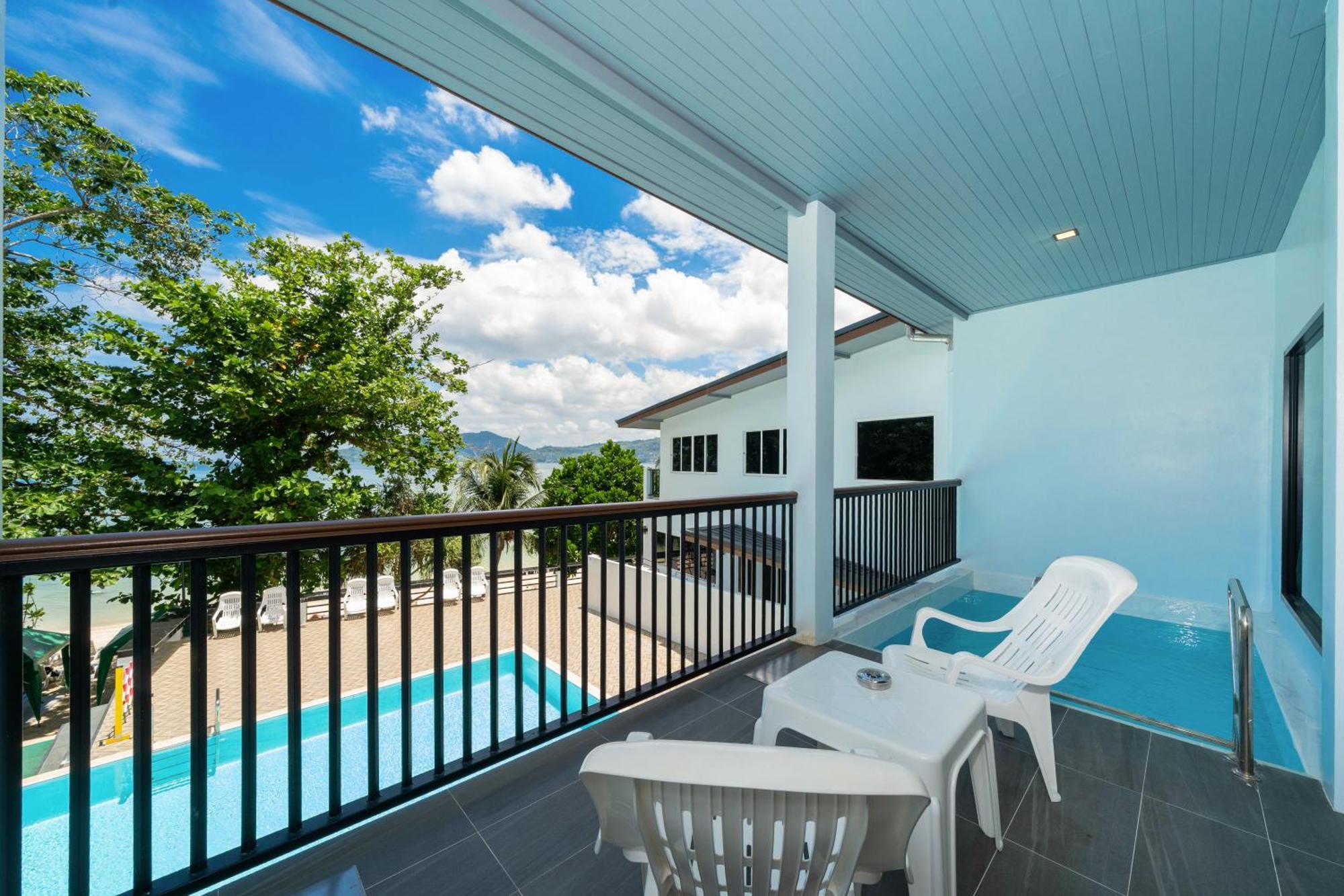 The Hideout Beachfront अपार्टमेंट Patong